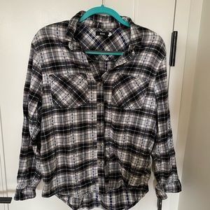 BDG long sleeve button down flannel shirt